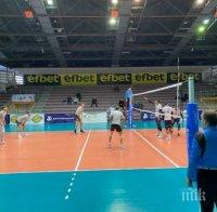 ЛЕТЯЩ СТАРТ: Волейболистите откриха годината с победа