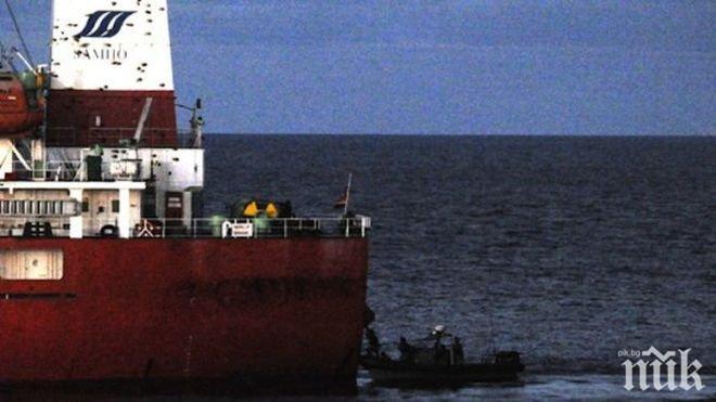 ИЗВЪНРЕДНО: Издирват двама български моряци, паднали зад борда в Норвежко море