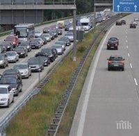 българин превишил скоростта германия плати 113 евро