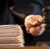 Майка на непълнолетна проститутка обвини полицай от Пловдив в побой, отнесе акт