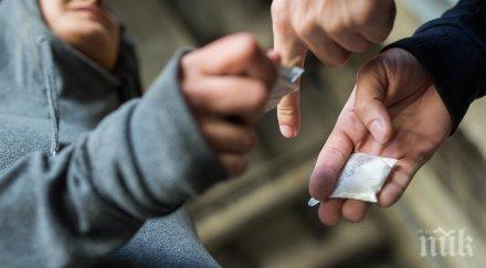 акция столипиново сложиха белезници мъж жена