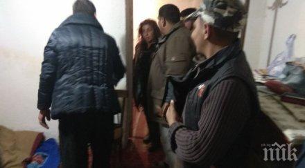 огнен пожар остави без покрив членно семейство снимки