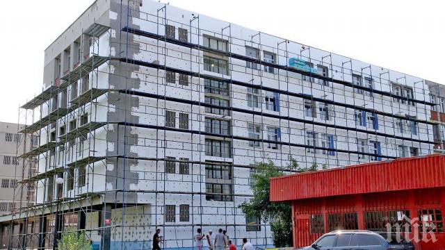 Английската гимназия в Пловдив иска 180 хил. лева за нови класни стаи