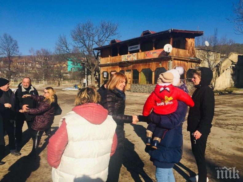 Фандъкова: Пострадалата при пожар сграда в Бухово е с нов покрив (СНИМКИ)