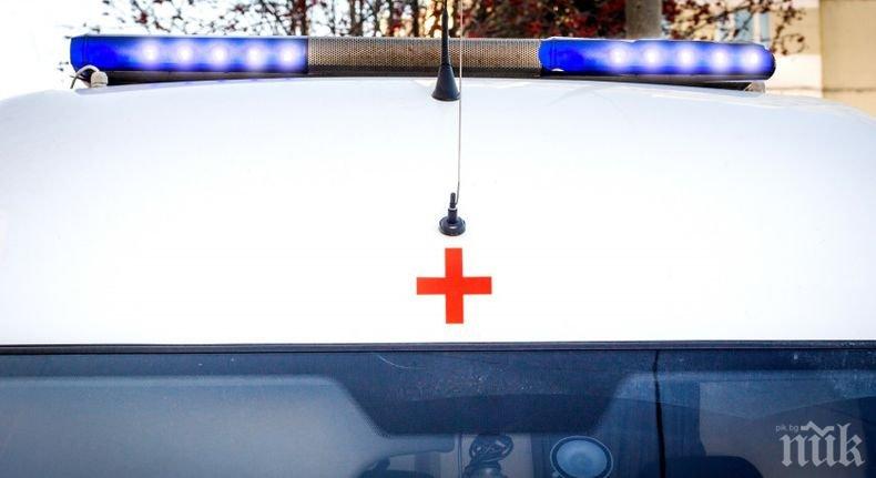 Италиански тийнейджъри отвлякоха линейка. Причината е...