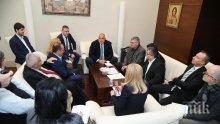 ПЪРВО В ПИК TV: Борисов реши проблема с превозвачите, протести няма да има (ОБНОВЕНА)