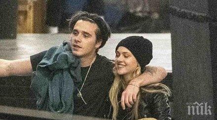 баба маникюр ходела синът бекъм шашна папараци лакирани нокти снимка