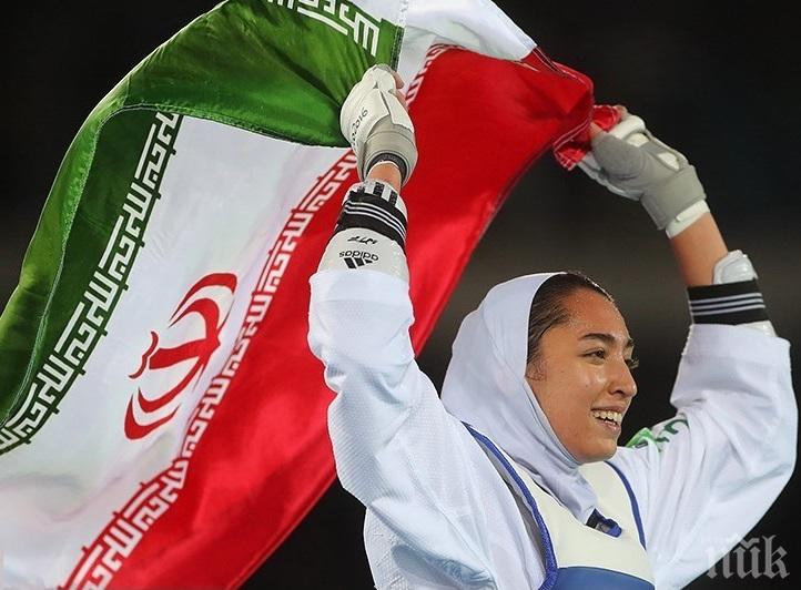 Най-известната спортистка на Иран избяга от страната