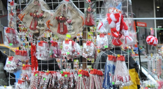 Продавачите на мартеници в Добрич ще теглят жребий за празничния базар