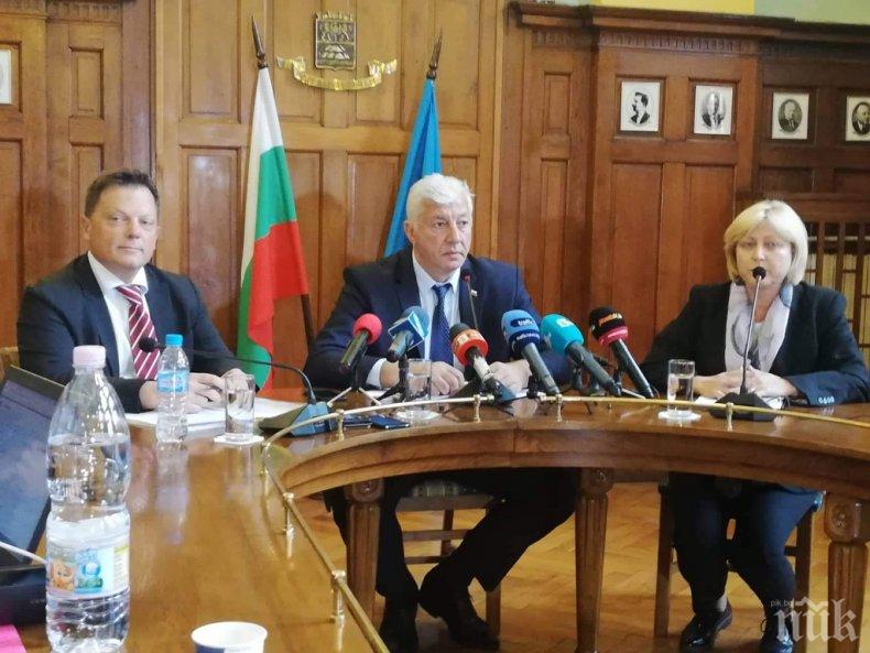 Зико укроти превозвачите, обеща нова среща