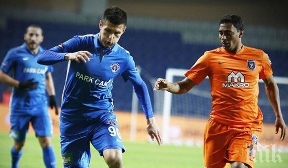 Футболен национал продължи договора си със Слован (Братислава)