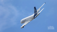 Самолет "Еърбъс А380" кацна извънредно в Истанбул