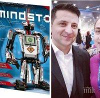 Грижовен татко: Владимир Зеленски лично купи подарък за рождения ден на сина си