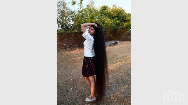 Тийнейджърка от Индия подобри собствения си рекорд за най-дълга коса