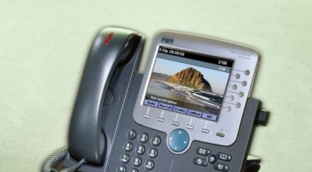 пенсионерка даде 1300 лева телефонни изманици