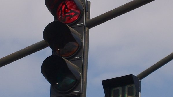 Шофьор осъди община за 7 бона