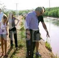 Две българчета бяха открити удавени в Гърция, подозират бабата