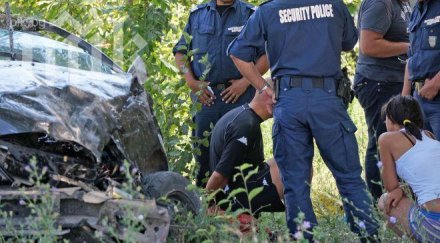 100 000 души крият актовете кат