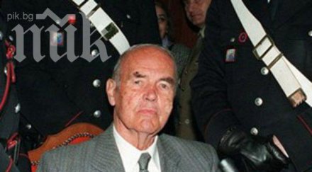 италианци искат извинения бивш офицер