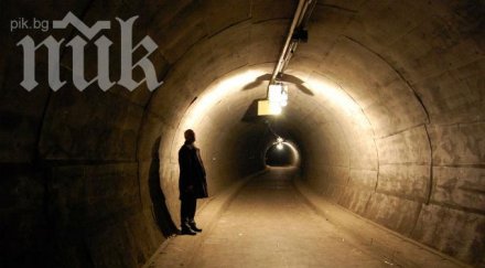 200 тайни тунели опасват земята софия
