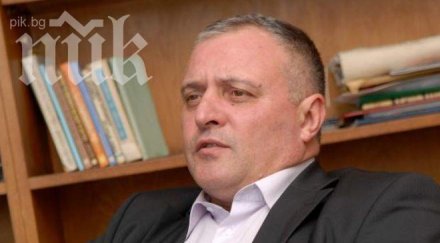 освободен шефът психолозите мвр неделчо стойчев