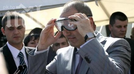 първо пик цветанов падна съдия прати затвора вальо топлото