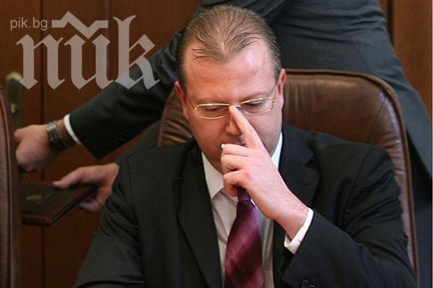 Ексшефът на данъчните: Проблемът с приходите не е в НАП, а в Митниците