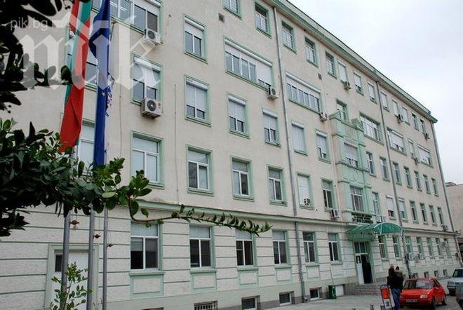 27-годишен скочи от третия етаж на болница 