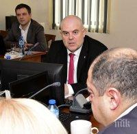 Главният прокурор Гешев с предложения за оптимизация на държавното обвинение