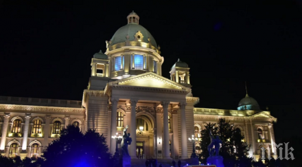 мъж самоуби парламента сърбия