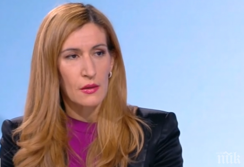 Николина Ангелкова благодари на Борисов - с неговата подкрепя летният туристически сезон щял да стане по-стабилен