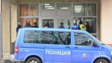 САМО В ПИК TV: Вижте покъртителни кадри на самоубиеца пред ДАНС (СНИМКИ 18+/ОБНОВЕНА)