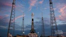 От SpaceX отложиха изстрелването на интернет-спътниците Starlink