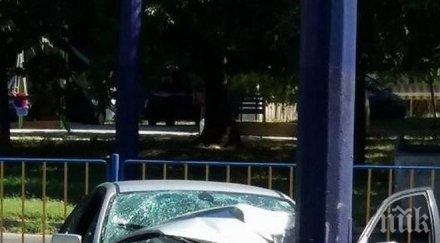 шофьор заби стълб пострада годишно момиче