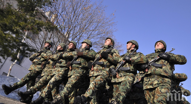 Правителството одобри вдигането на пределната възраст за военна служба с 3 години