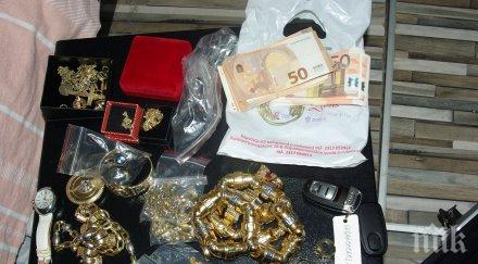 зрелищно мвр показа пачките телефонните измамници снимки видео