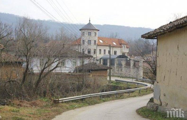 Ремонтираха църквата в село във Великотърновско