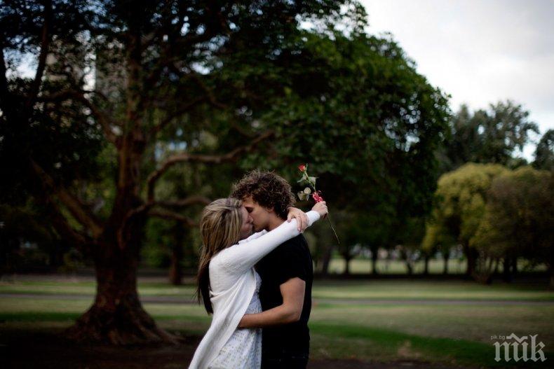 Колко често правят секс щастливите двойки