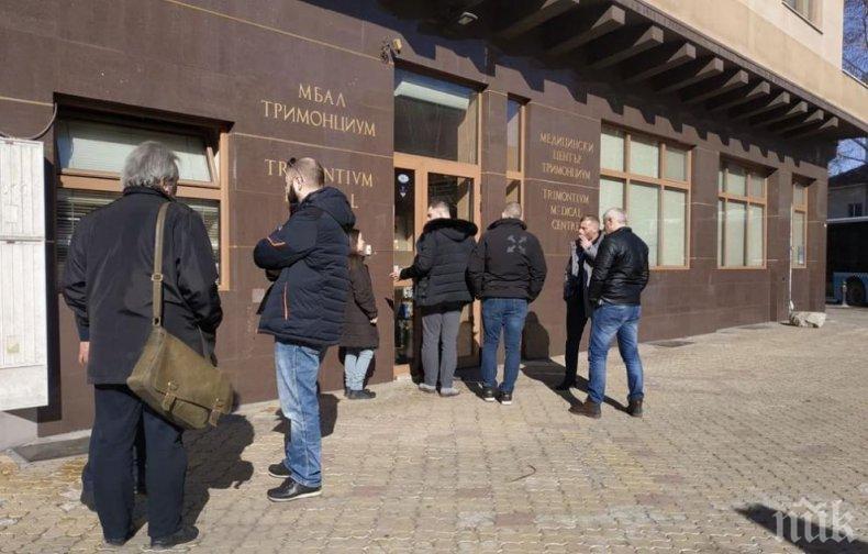 ГОРЕЩИ ПОДРОБНОСТИ: Стрелецът в Пловдив запасал два пищова на кръста - подивелият Ромео гръмнал и срещу ченге