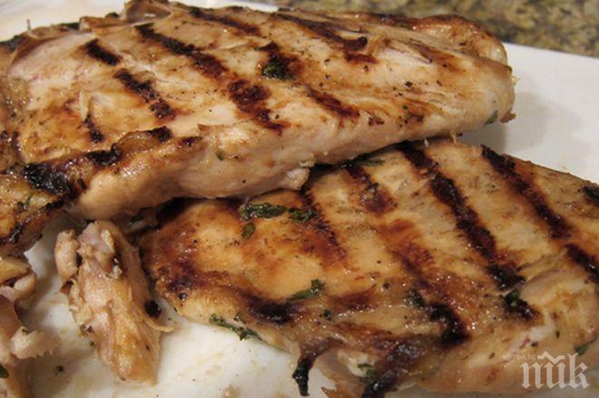 Свинското измести хляба на трапезата ни