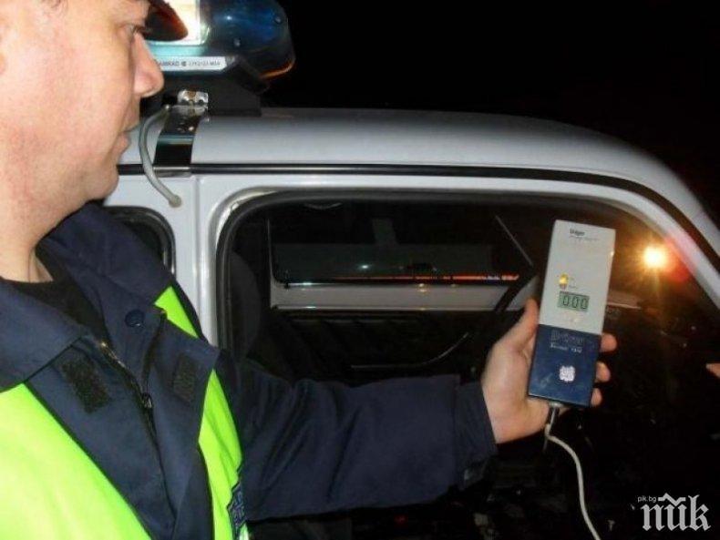 Пиян се разби със сеата си в преспа