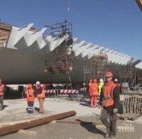 Ударно: Италиански строители работят денонощно, за да възстановят моста в Генуа
