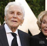 Холивуд се сбогува с Кърк Дъглас