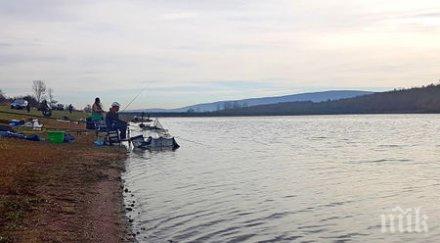 спешно ремонтират опасни язовира бургаско