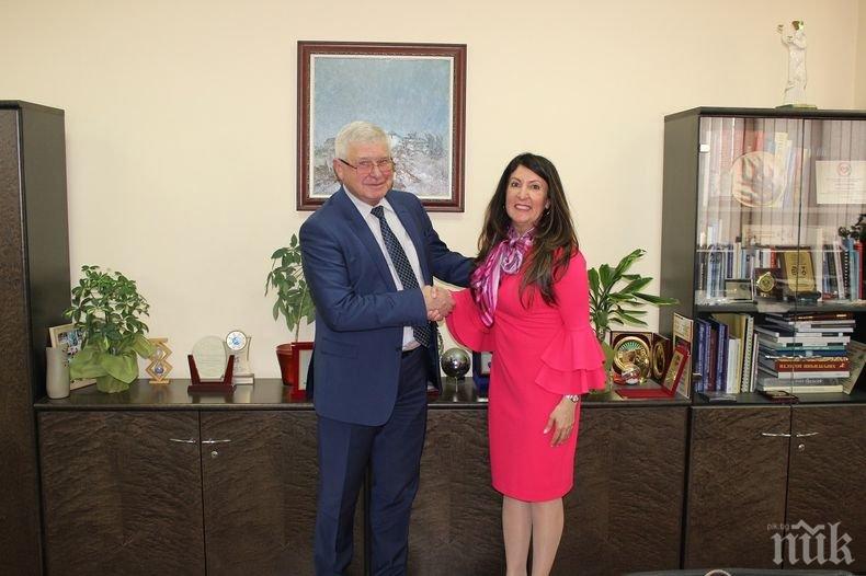 Ананиев и Херо Мустафа обсъдиха двустранното сътрудничество в сферата на здравеопазването