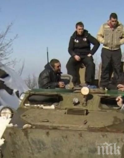 МТЛБ изведе от снежния капан бедстващите на Върховръх