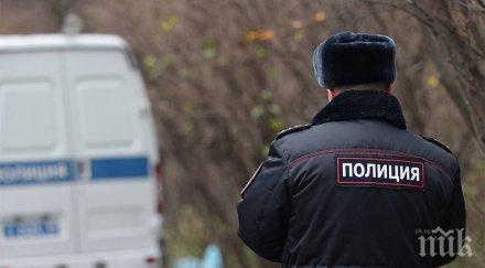 нападение психар окървави църква рани двама нож видео