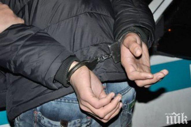 Спипаха трима дилъри на дрога в Редута