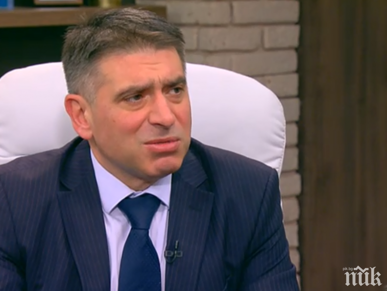 Министър Данаил Кирилов депозира във ВСС допълнение към предложението за освобождаване на Андон Миталов