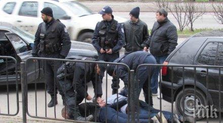 нападнаха полицай побой русе